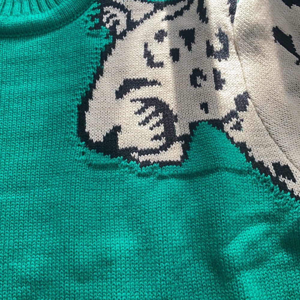 WILD WHITE LEOPARD COURAGEOUS SWEATER - Picture 5 of 10